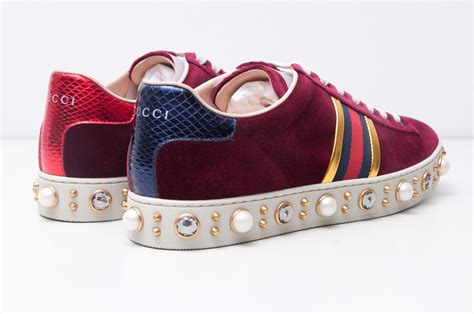 authentic gucci sneakers.